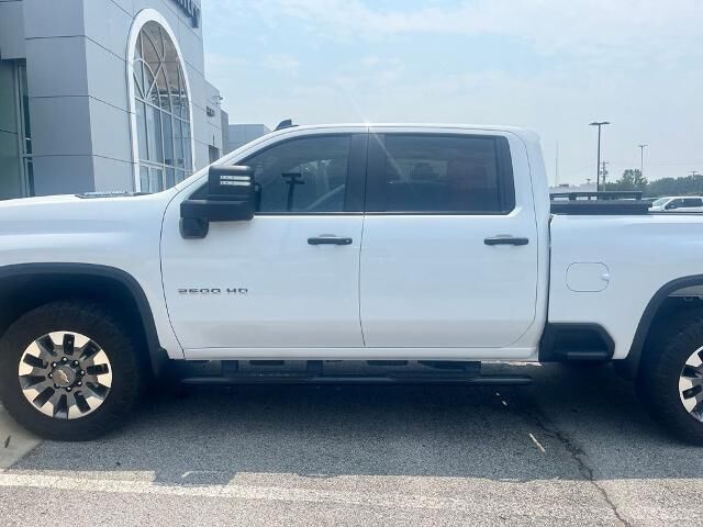 2024 Chevrolet Silverado 2500HD Custom
