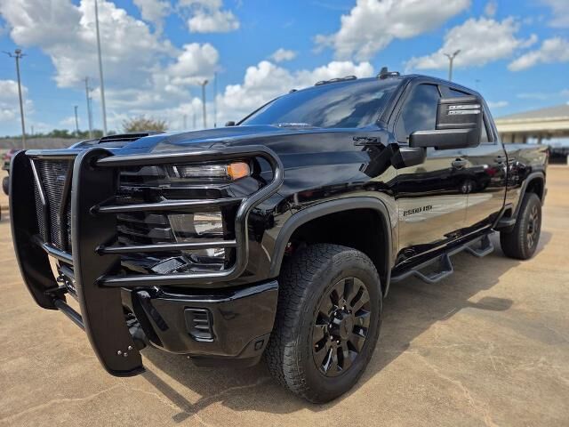 2024 Chevrolet Silverado 2500HD Custom