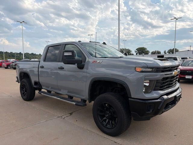 2024 Chevrolet Silverado 2500HD Custom