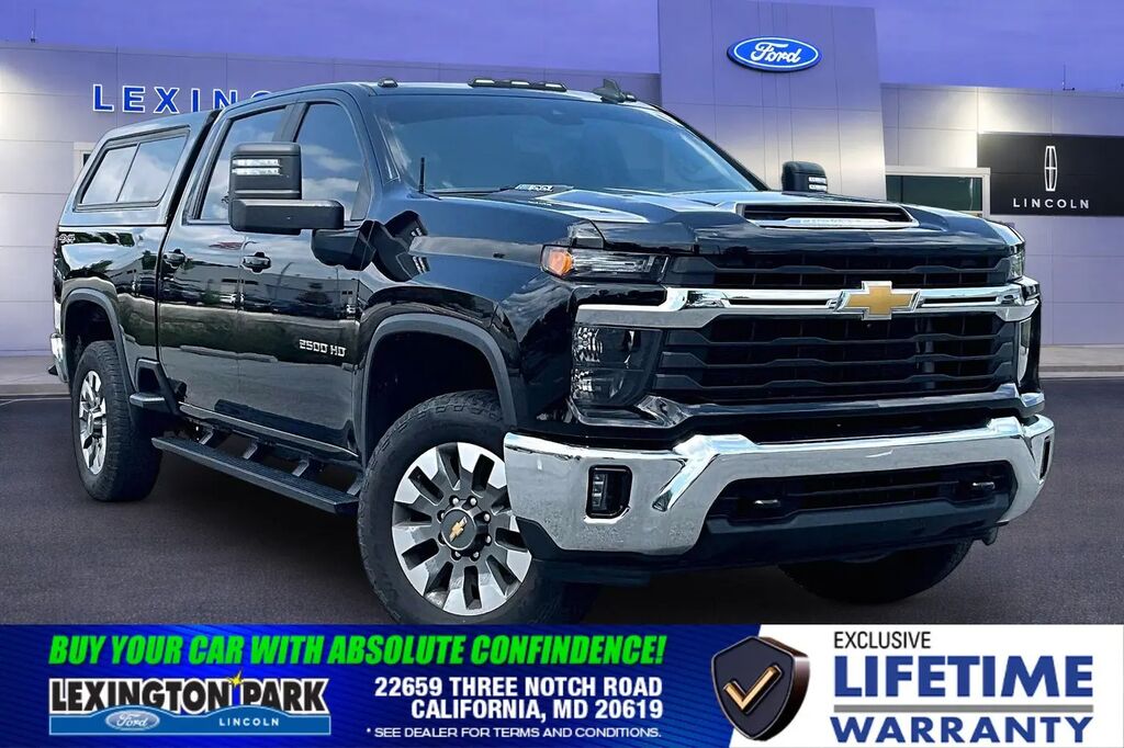 2024 Chevrolet Silverado 2500HD LT — photo 1 of 10