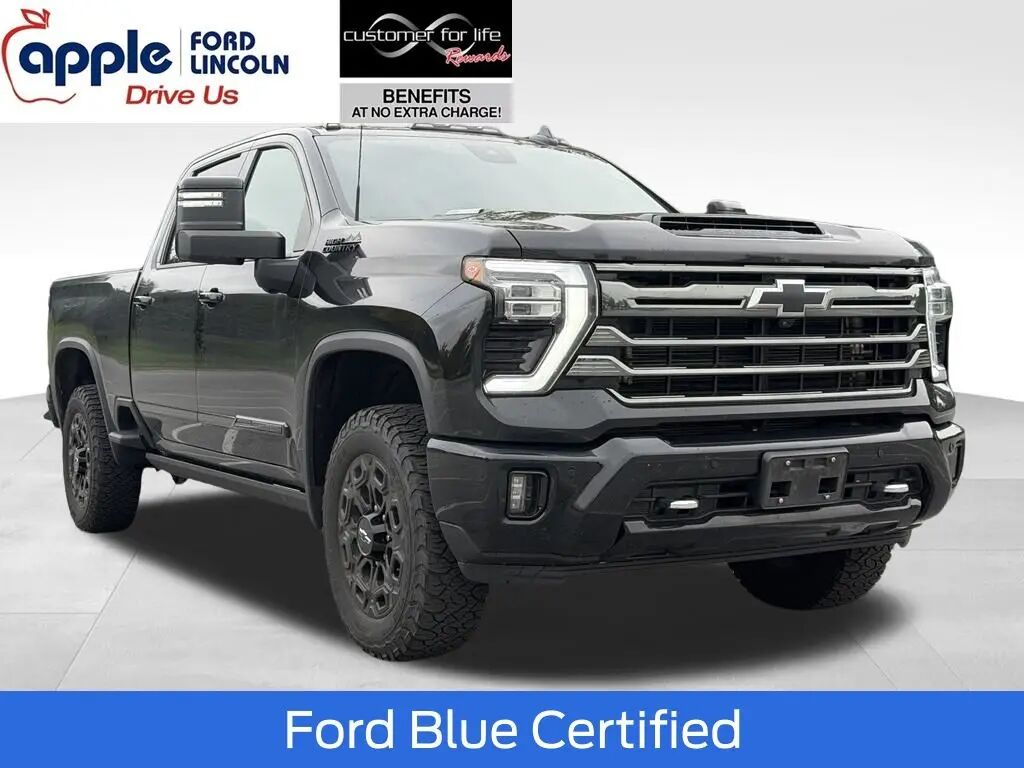 2024 Chevrolet Silverado 2500HD High Country — photo 1 of 13