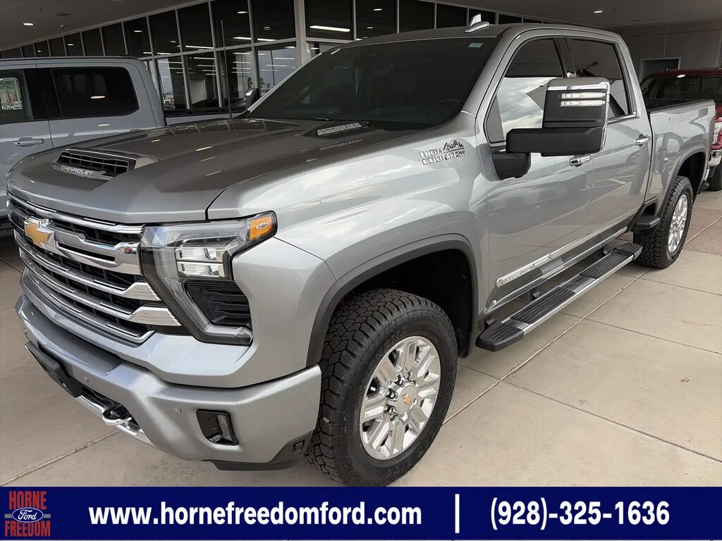 2024 Chevrolet Silverado 3500HD High Country — photo 1 of 13