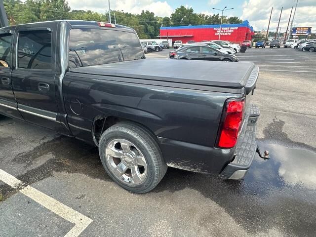 2004 Chevrolet Silverado 1500 LS