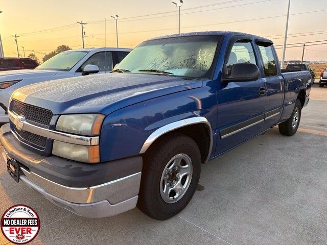 2004 Chevrolet Silverado 1500 LS