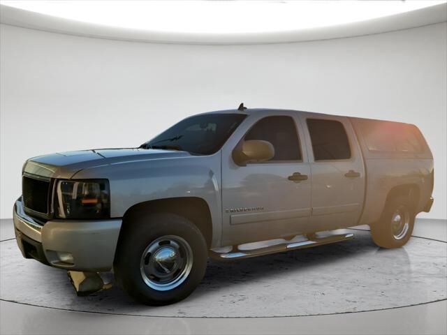 2007 Chevrolet Silverado 1500 LT1 — photo 1 of 3
