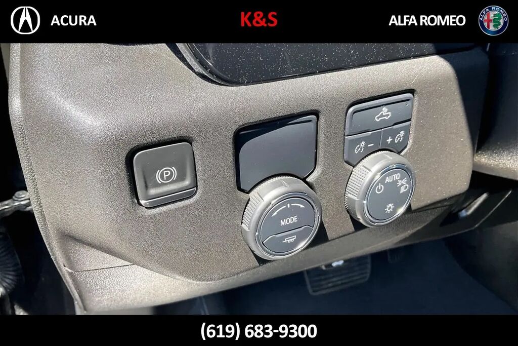 2023 Chevrolet Silverado 1500 LT — photo 1 of 9