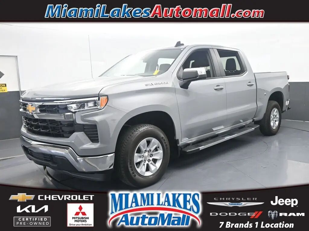 2024 Chevrolet Silverado 1500 LT — photo 1 of 13