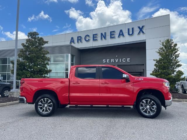 2024 Chevrolet Silverado 1500 LT