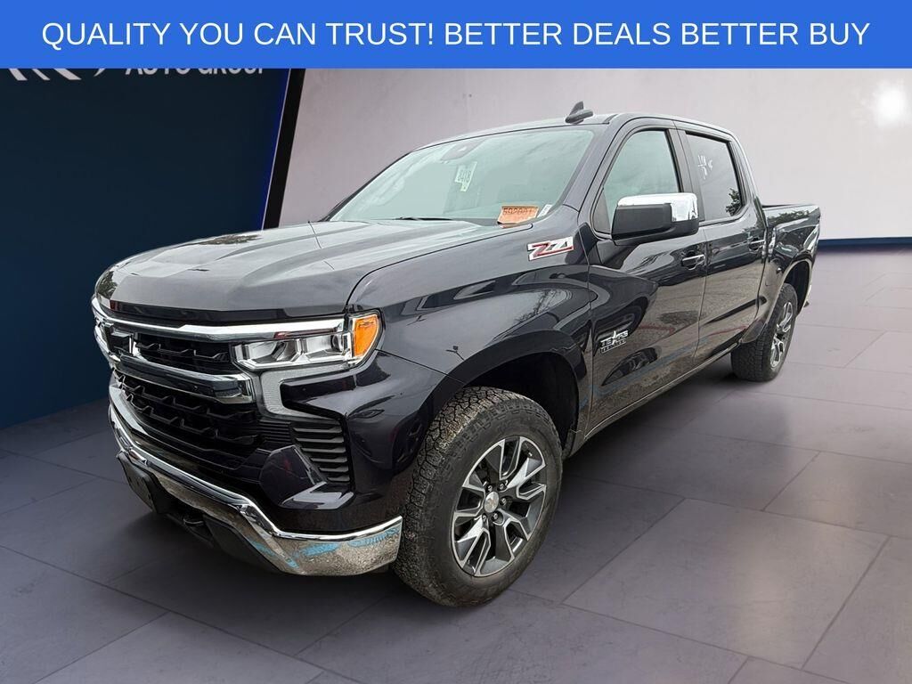 2024 Chevrolet Silverado 1500 LT — photo 1 of 13