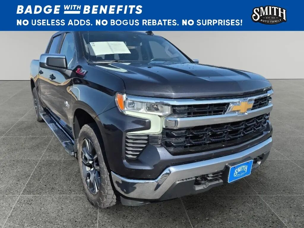 2023 Chevrolet Silverado 1500 LT — photo 1 of 12