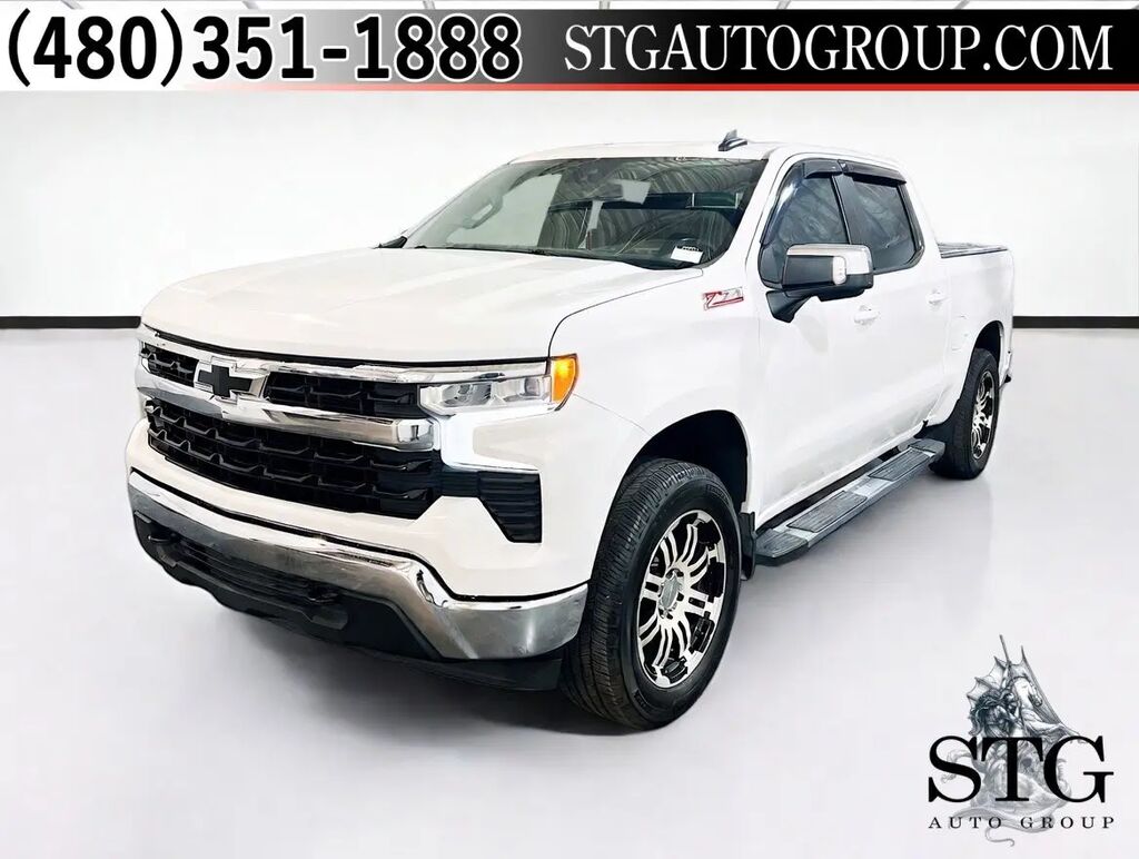 2023 Chevrolet Silverado 1500 LT — photo 1 of 13
