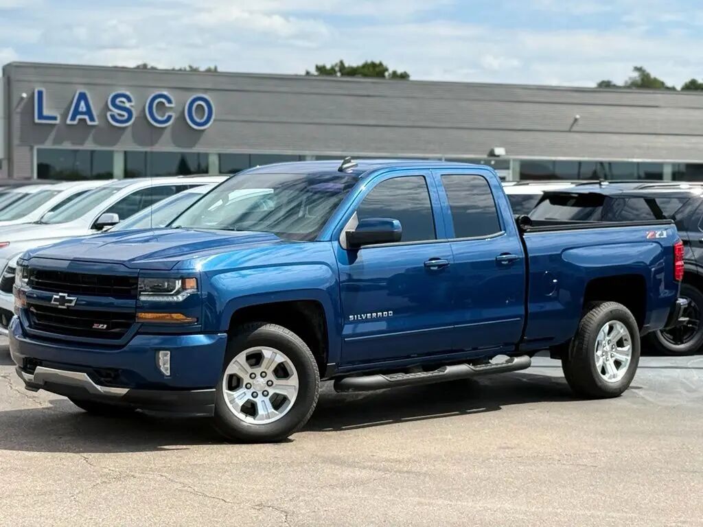 2019 Chevrolet Silverado 1500 LD LT — photo 1 of 13