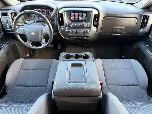 2018 Chevrolet Silverado 1500 LT — photo 1 of 19