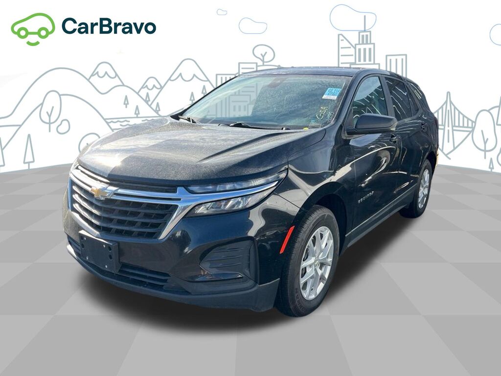 2022 Chevrolet Equinox LS — photo 1 of 7