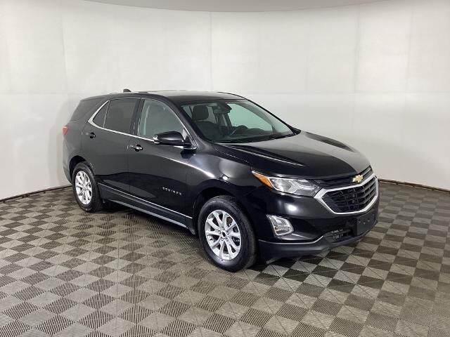 2019 Chevrolet Equinox LT — photo 1 of 13