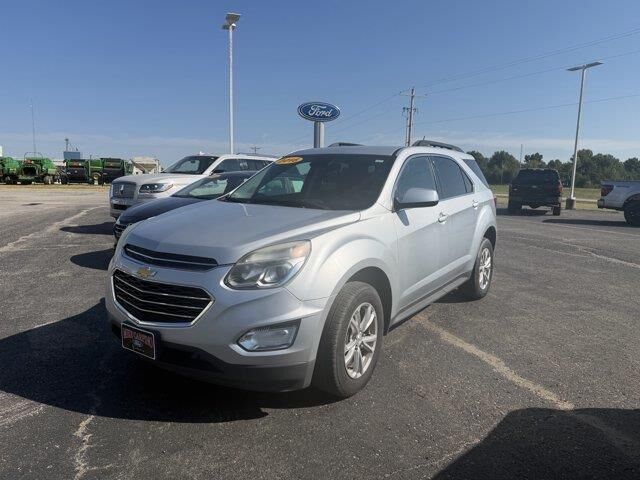 2016 Chevrolet Equinox LT — photo 1 of 13