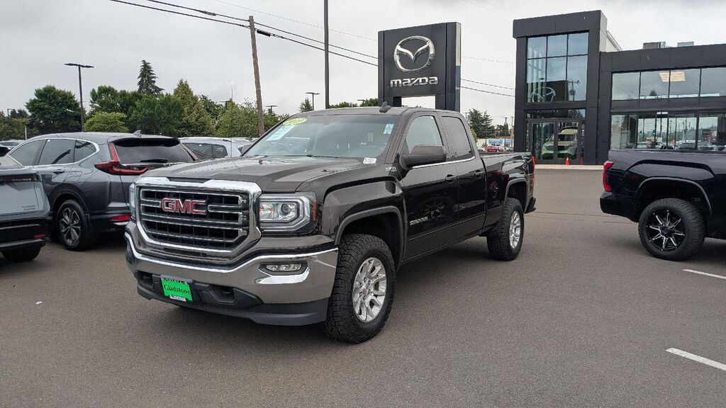 2019 GMC Sierra 1500 Limited SLE — photo 1 of 13