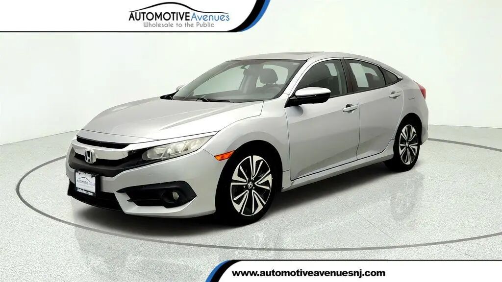 2016 Honda Civic EX-T — photo 1 of 13