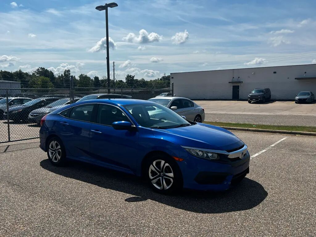 2018 Honda Civic LX — photo 1 of 12