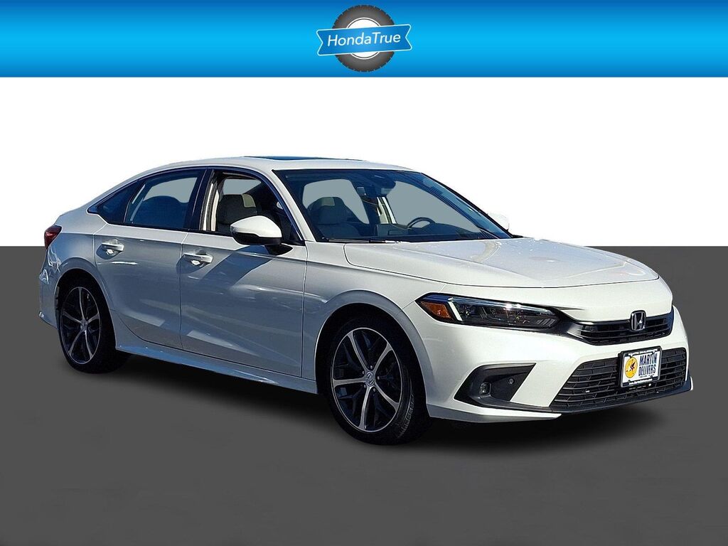 2024 Honda Civic Touring — photo 1 of 14