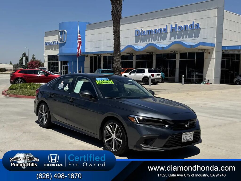 2024 Honda Civic Touring — photo 1 of 1