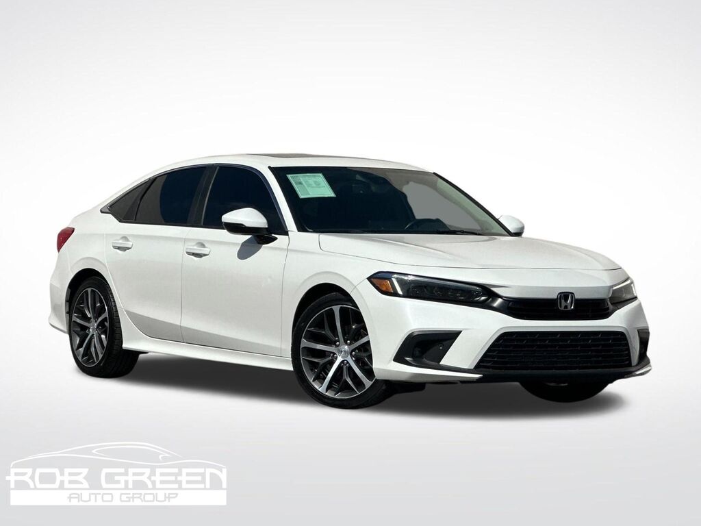 2024 Honda Civic Sedan Touring — photo 1 of 13
