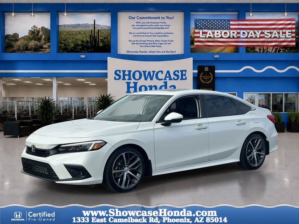 2024 Honda Civic Touring — photo 1 of 13