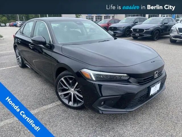 2023 Honda Civic Touring — photo 1 of 13
