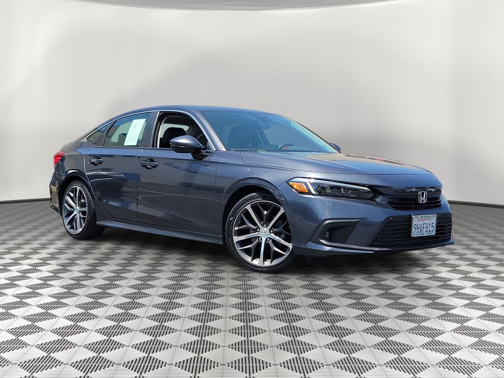 2023 Honda Civic Touring — photo 1 of 13