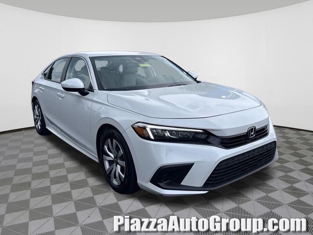 2024 Honda Civic LX — photo 1 of 8