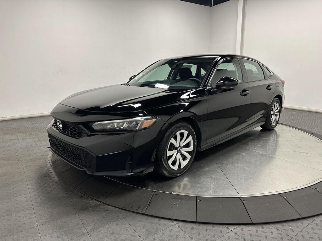 2025 Honda Civic LX — photo 1 of 13