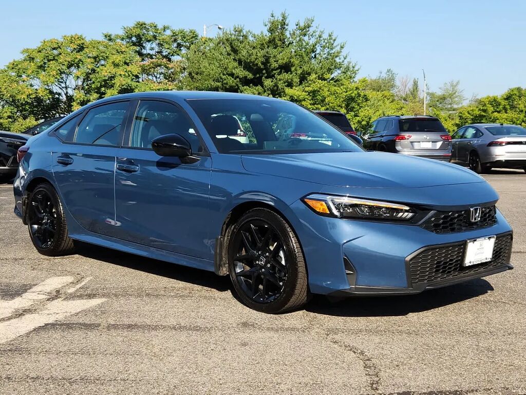 2026 Honda Civic Sport — photo 1 of 13