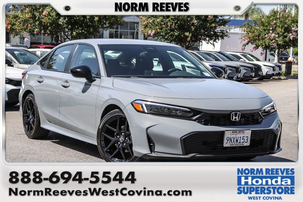 2025 Honda Civic Sport — photo 1 of 11