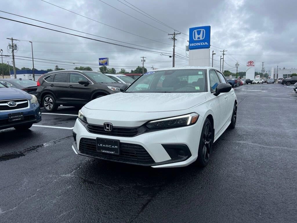 2024 Honda Civic Sport — photo 1 of 13