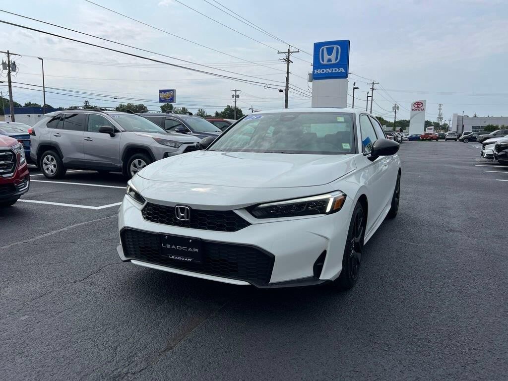 2025 Honda Civic Hybrid Sport Touring — photo 1 of 13
