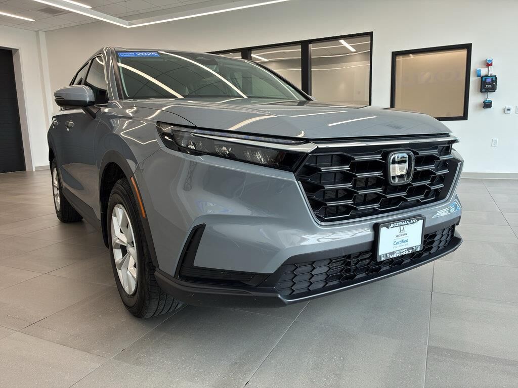 2025 Honda CR-V LX — photo 1 of 13