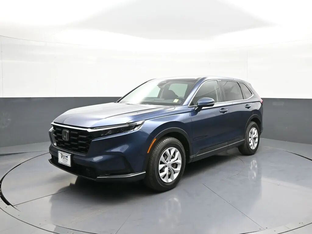 2025 Honda CR-V LX — photo 1 of 12