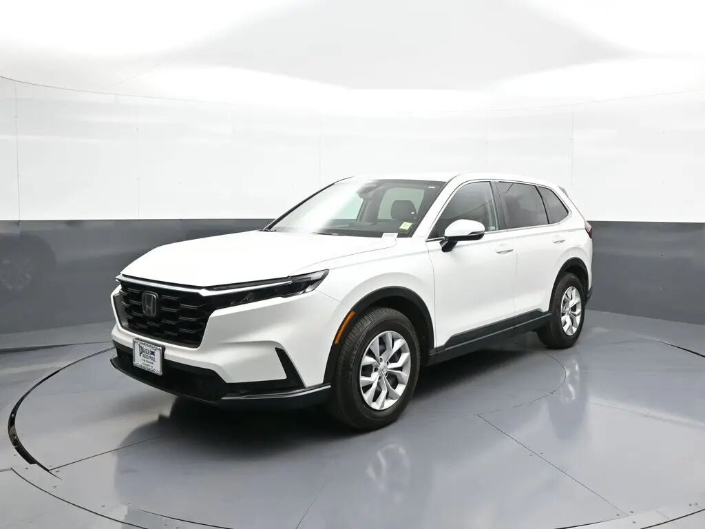 2025 Honda CR-V LX — photo 1 of 13