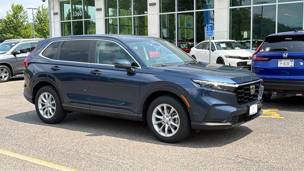 2025 Honda CR-V EX — photo 1 of 13