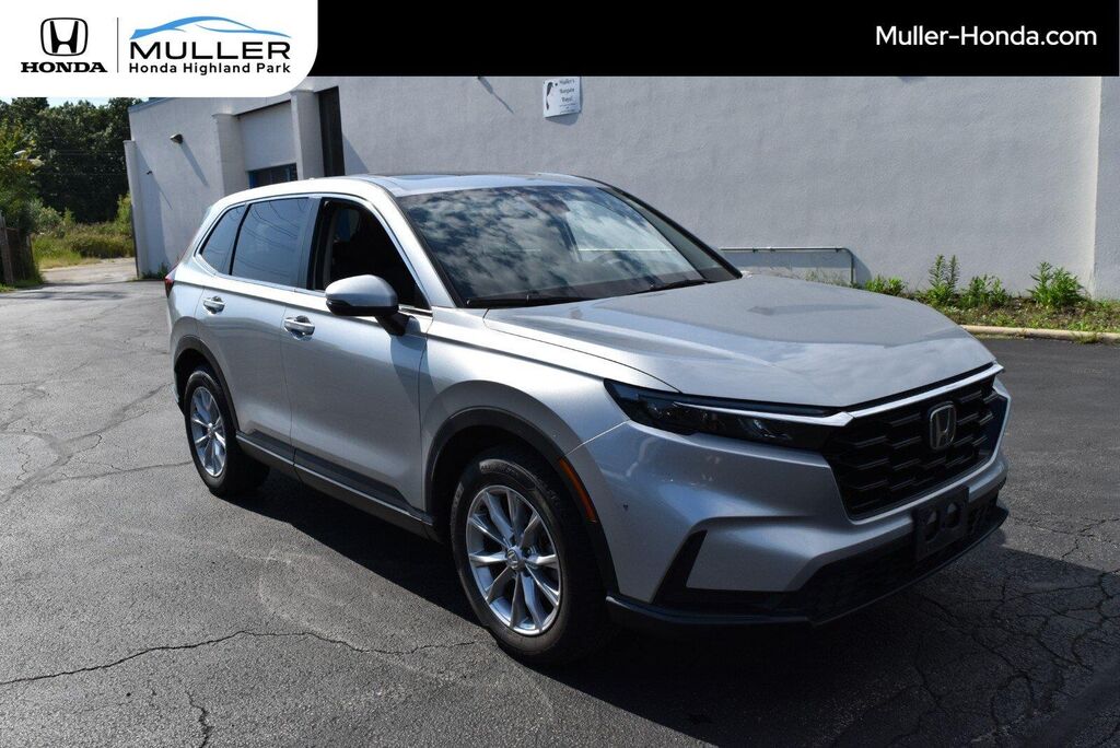 2025 Honda CR-V EX — photo 1 of 13