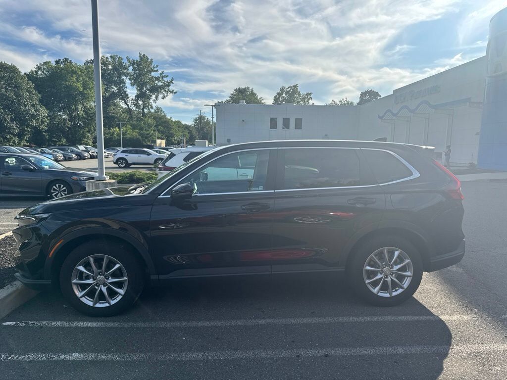 2026 Honda CR-V AWD EX — photo 1 of 7