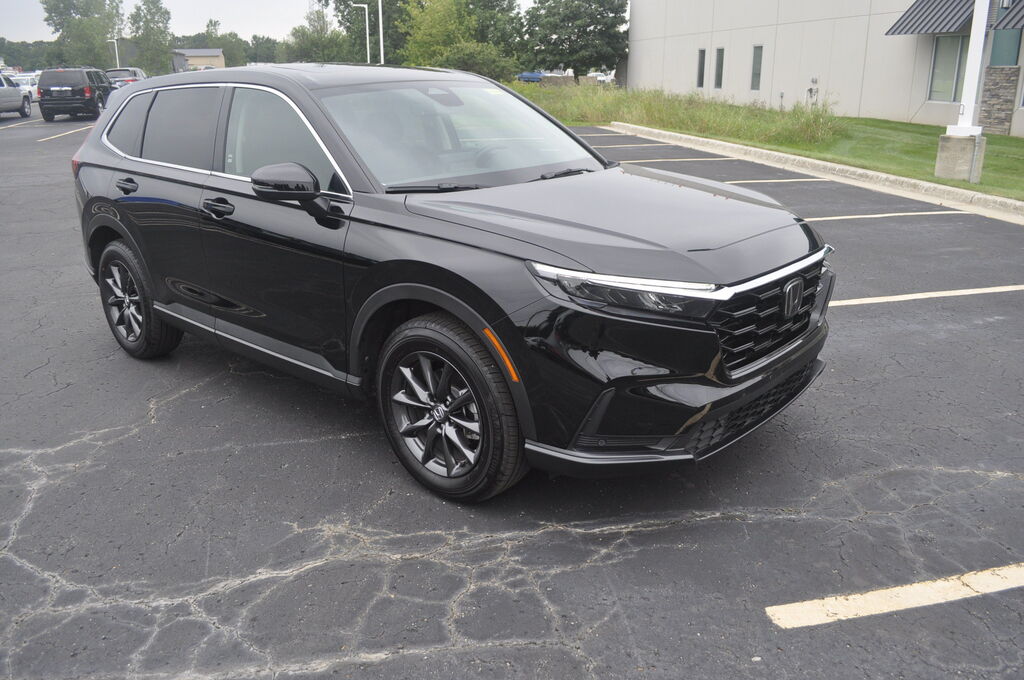 2026 Honda CR-V AWD EX-L — photo 1 of 7