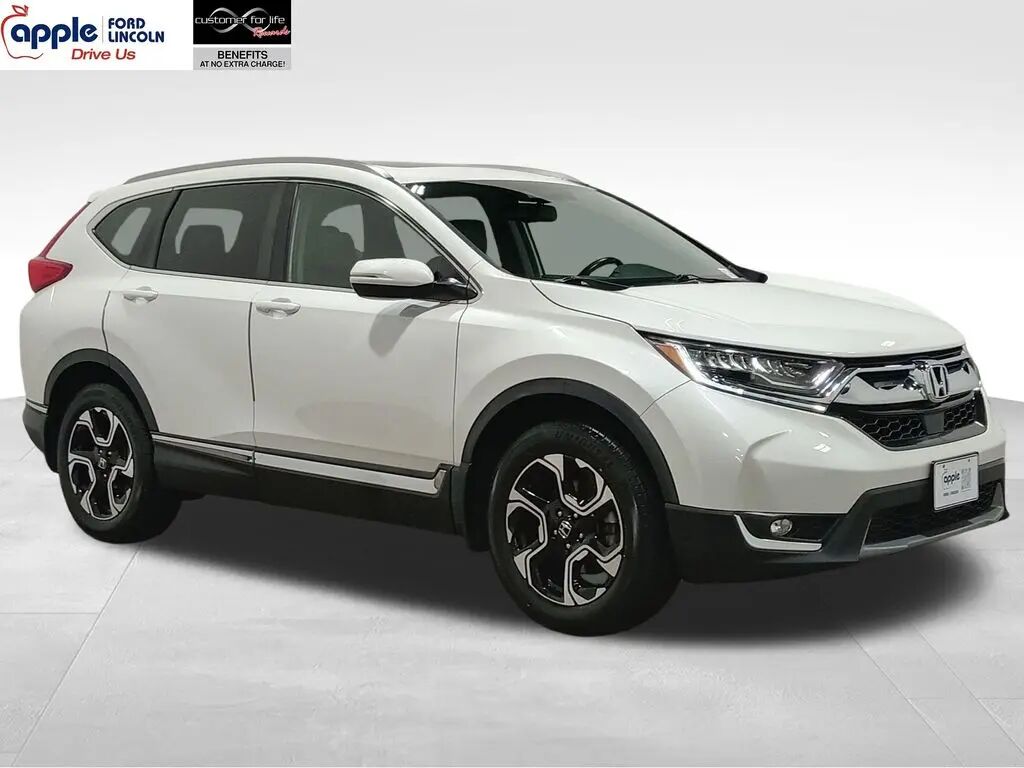 2018 Honda CR-V Touring — photo 1 of 13