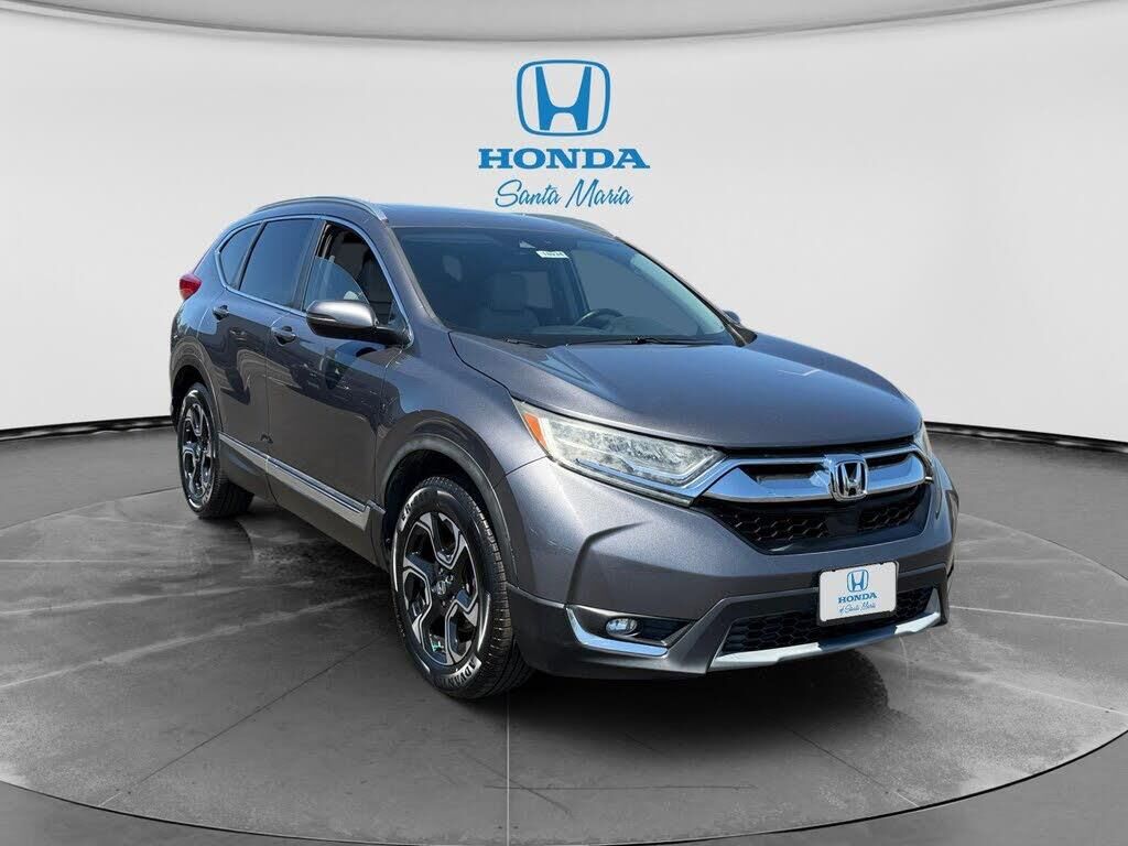 2017 Honda CR-V Touring — photo 1 of 1