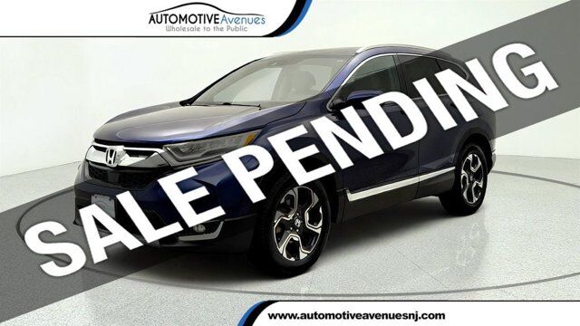 2018 Honda CR-V Touring — photo 1 of 13