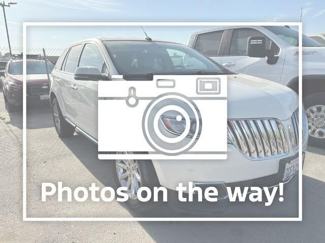 2013 Lincoln MKX Base