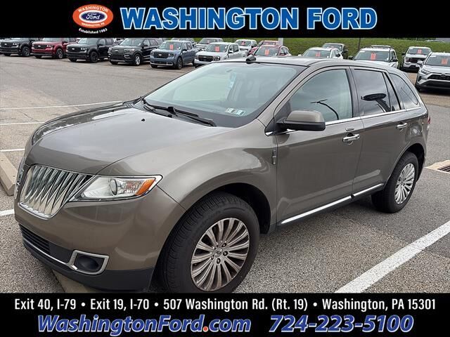 2012 Lincoln MKX Base