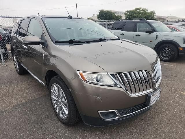 2012 Lincoln MKX Base