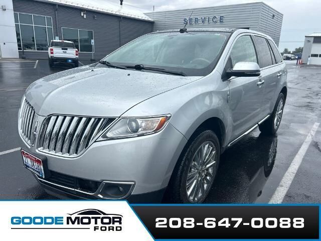 2013 Lincoln MKX Base