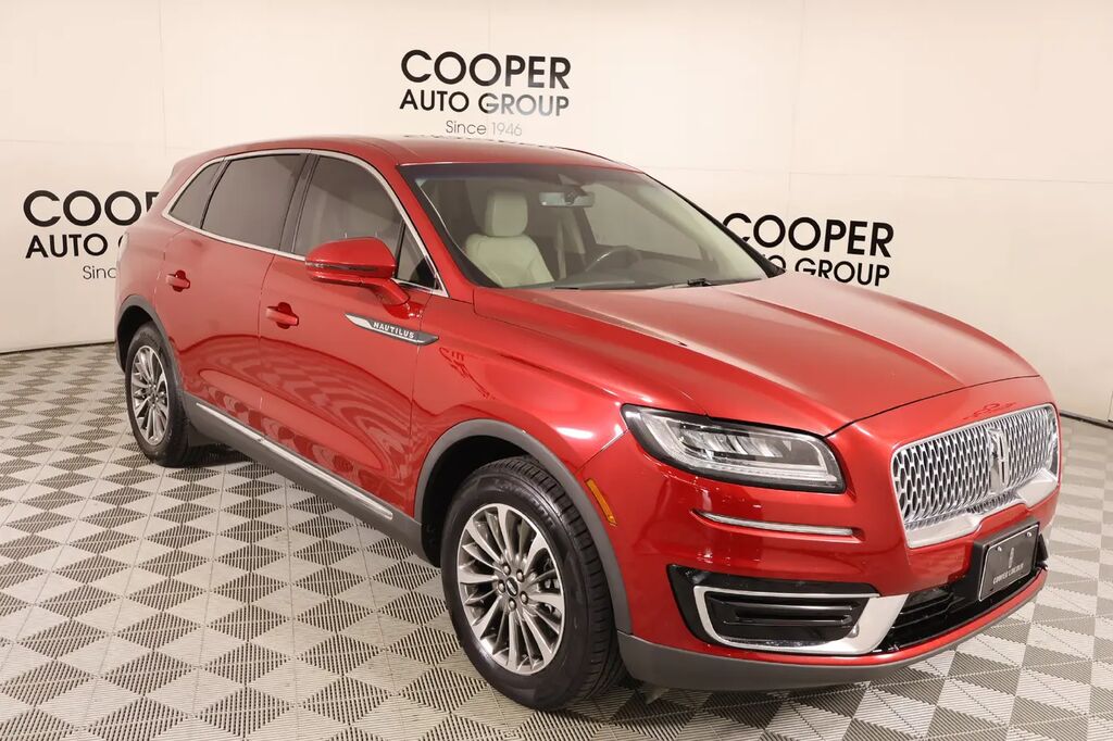 2020 Lincoln Nautilus Standard — photo 1 of 13